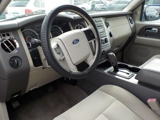 2010 Ford Expedition XLT 2WD in charlotte, NC - Tek Motors