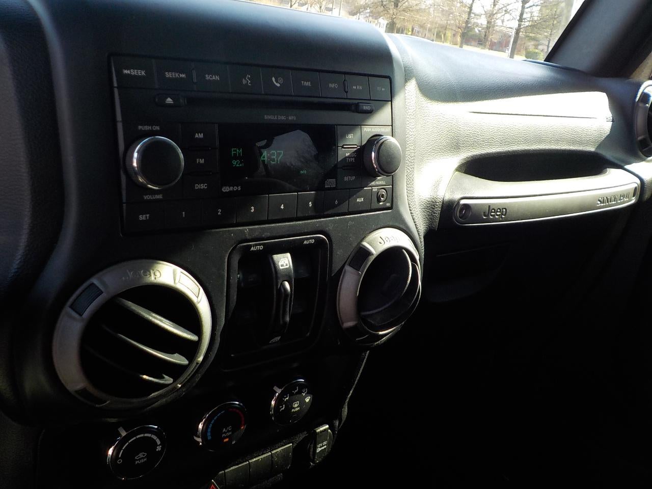 2016 Jeep Wrangler Unlimited Sport 4WD Black Bear