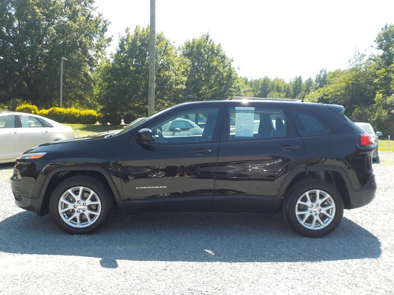 2017 Jeep Cherokee Sport FWD
