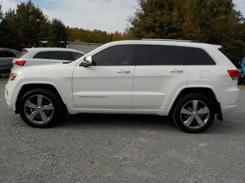 2015 Jeep Grand Cherokee Overland 4D SUV RWD