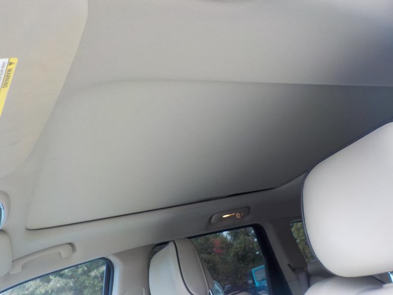 2015 Jeep Grand Cherokee Overland 4D SUV RWD