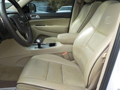 2015 Jeep Grand Cherokee Overland 4D SUV RWD