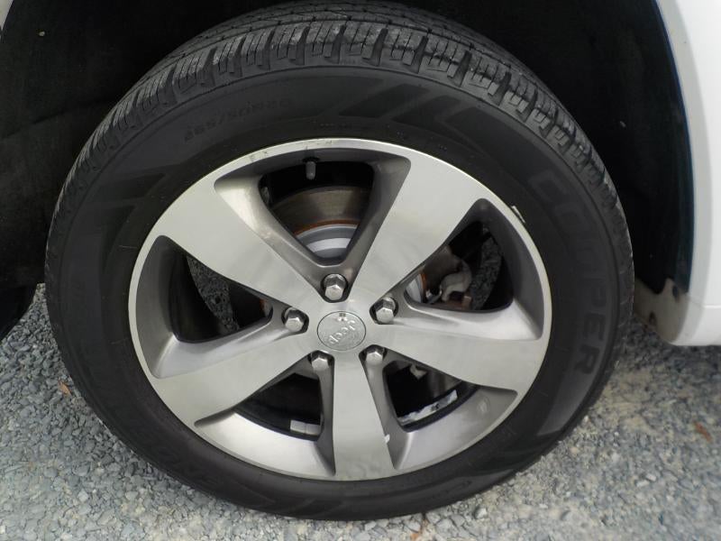 2015 Jeep Grand Cherokee Overland 4D SUV RWD