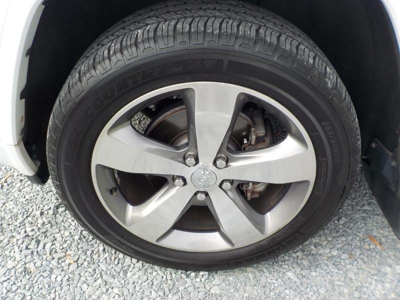 2015 Jeep Grand Cherokee Overland 4D SUV RWD