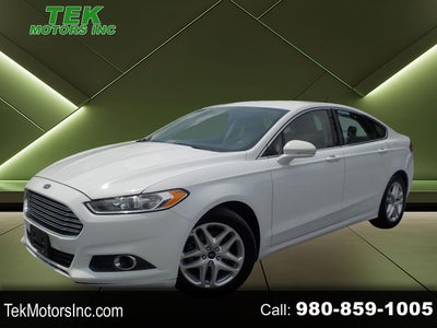 2016 Ford Fusion SE FWD