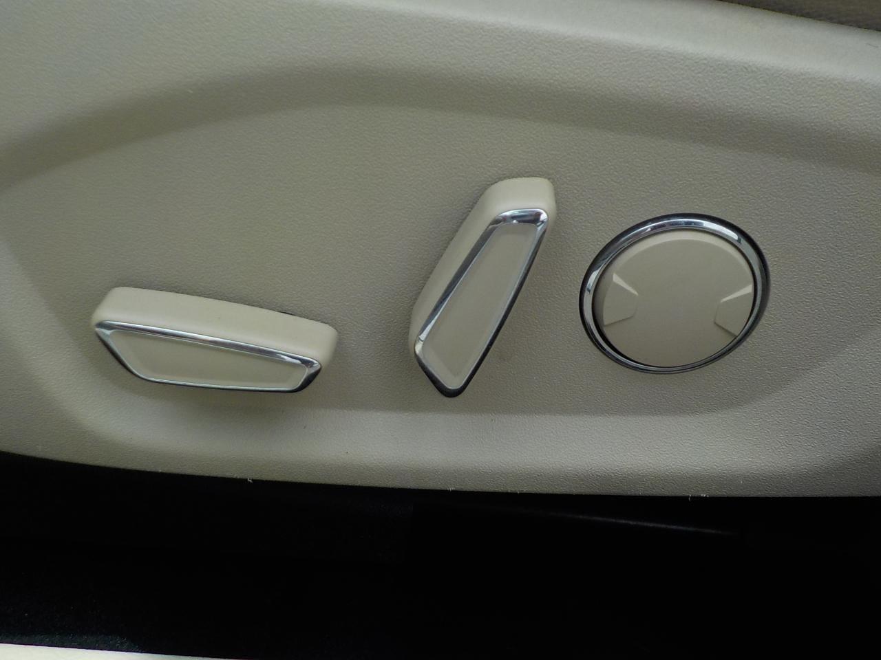 2016 Ford Fusion SE FWD