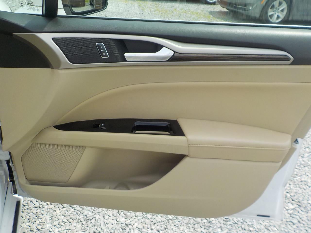2016 Ford Fusion SE FWD
