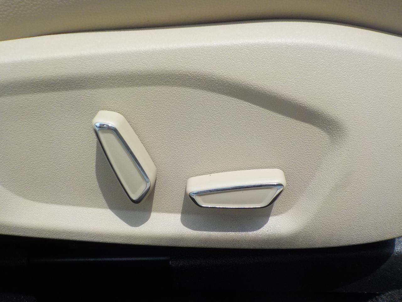 2016 Ford Fusion SE FWD