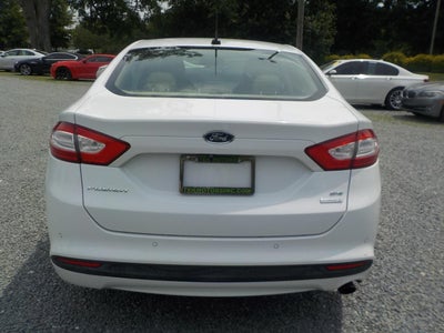 2016 Ford Fusion SE FWD