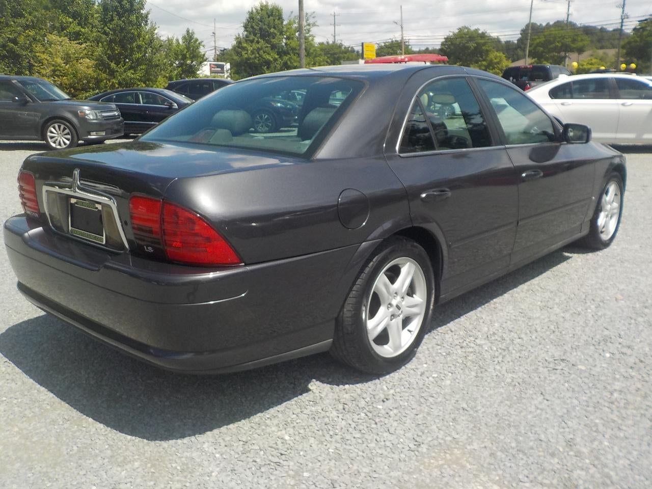 2000 Lincoln LS 4dr Sdn V8 Auto w/Premium Pkg