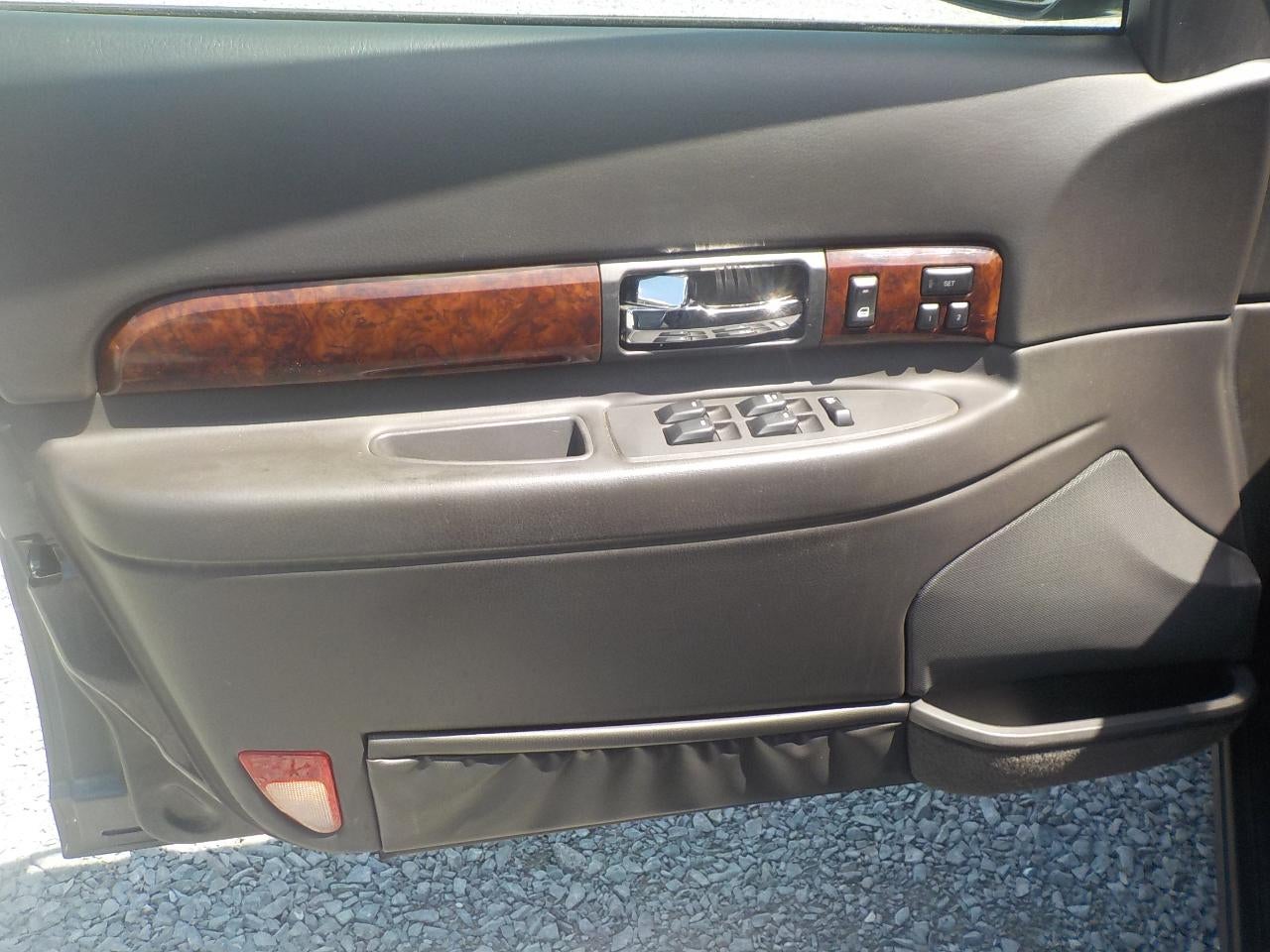 2000 Lincoln LS 4dr Sdn V8 Auto w/Premium Pkg