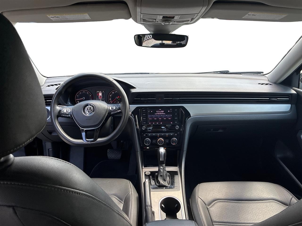 2021 Volkswagen Passat SE 1.8T W/Sunroof