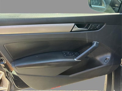 2021 Volkswagen Passat SE 1.8T W/Sunroof