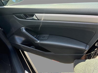 2021 Volkswagen Passat SE 1.8T W/Sunroof