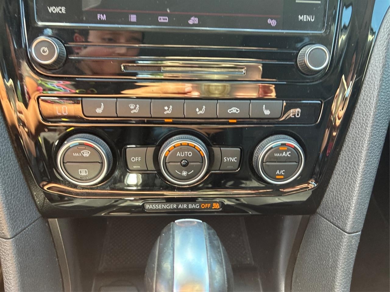 2021 Volkswagen Passat SE 1.8T W/Sunroof