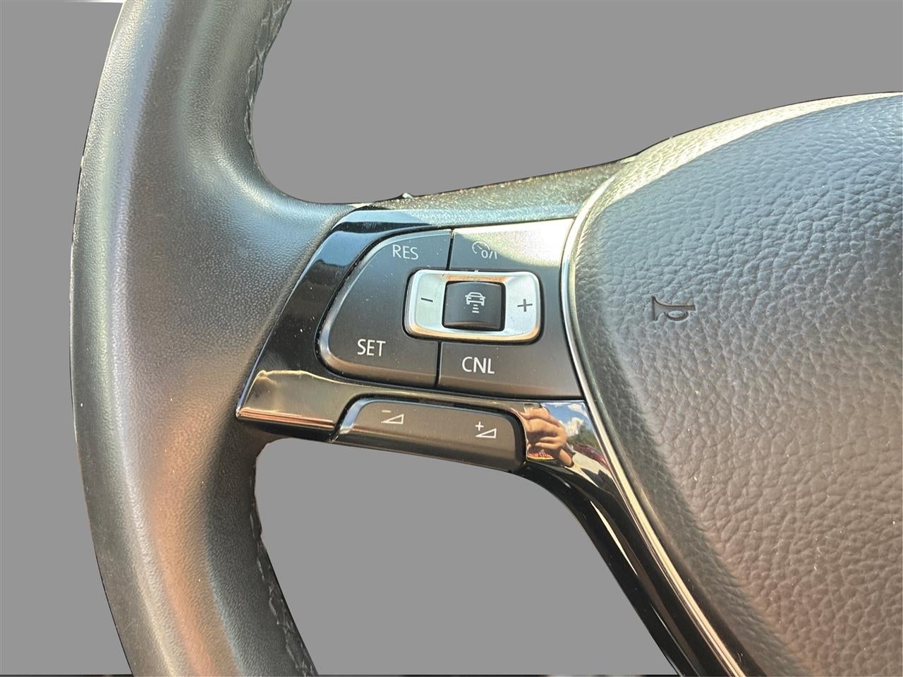 2021 Volkswagen Passat SE 1.8T W/Sunroof