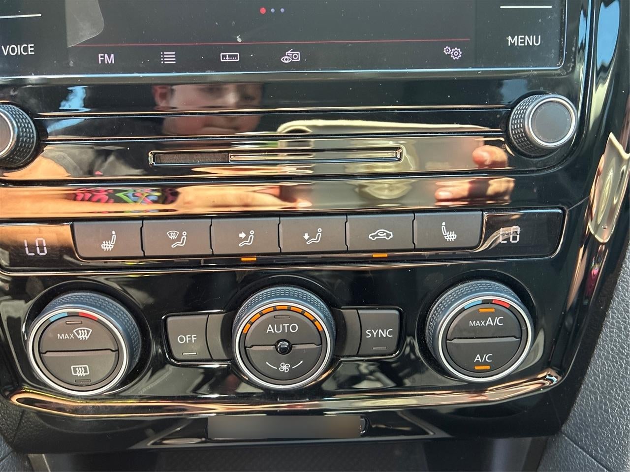 2021 Volkswagen Passat SE 1.8T W/Sunroof
