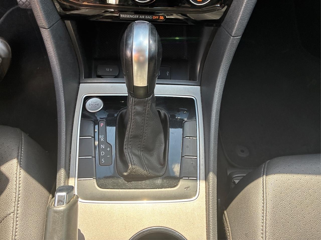 2021 Volkswagen Passat SE 1.8T W/Sunroof