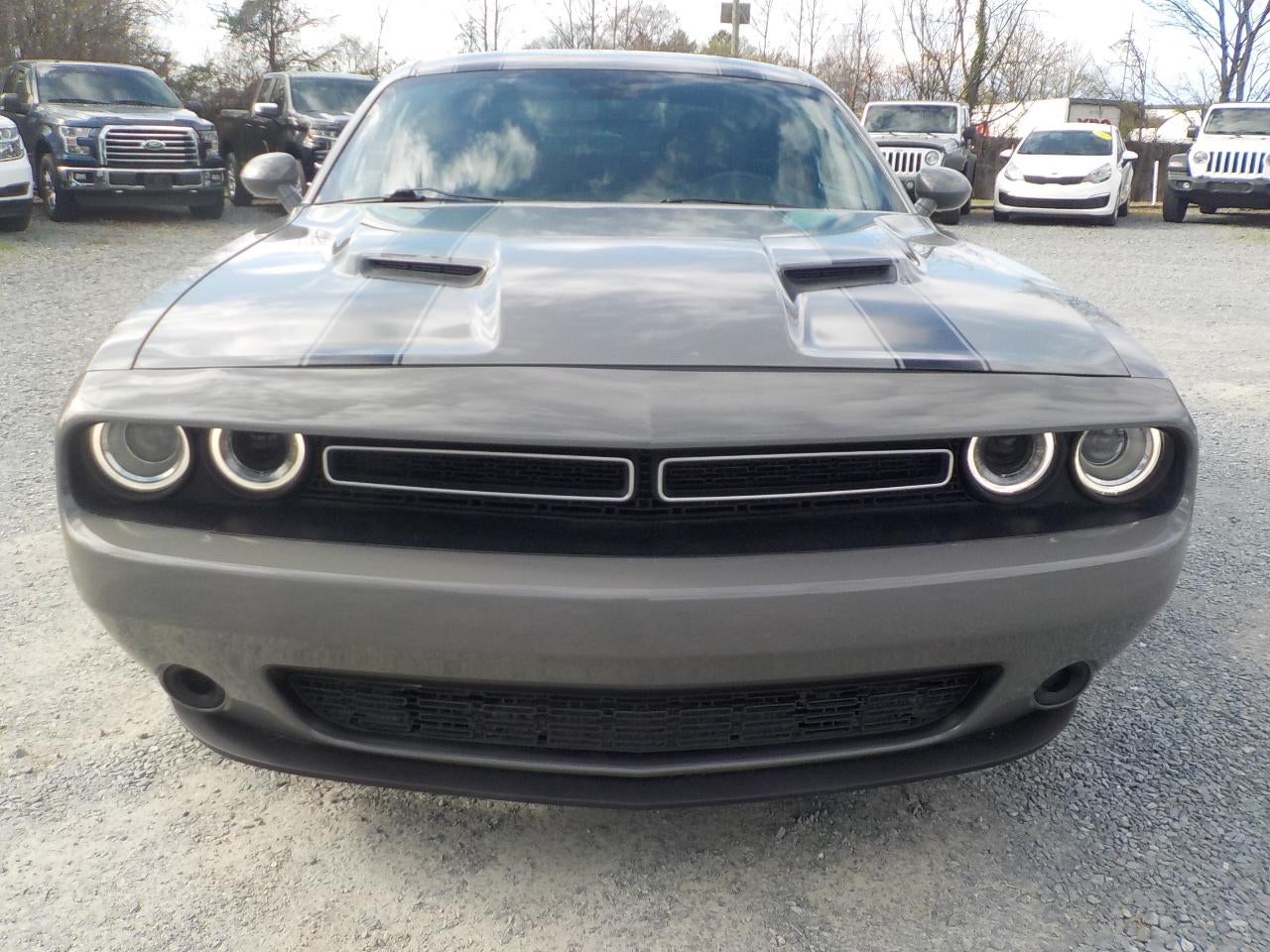 2019 Dodge Challenger SXT