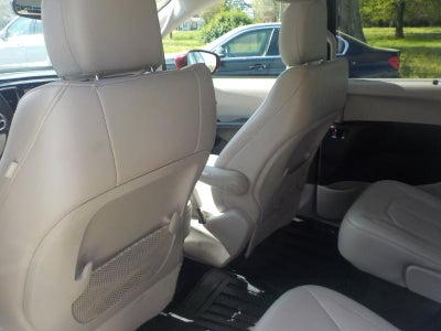 2018 Chrysler Pacifica Touring-L FWD