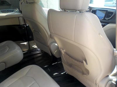 2018 Chrysler Pacifica Touring-L FWD