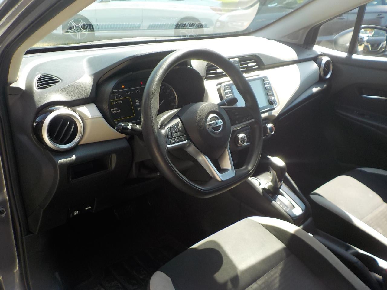 2021 Nissan Versa SV FWD