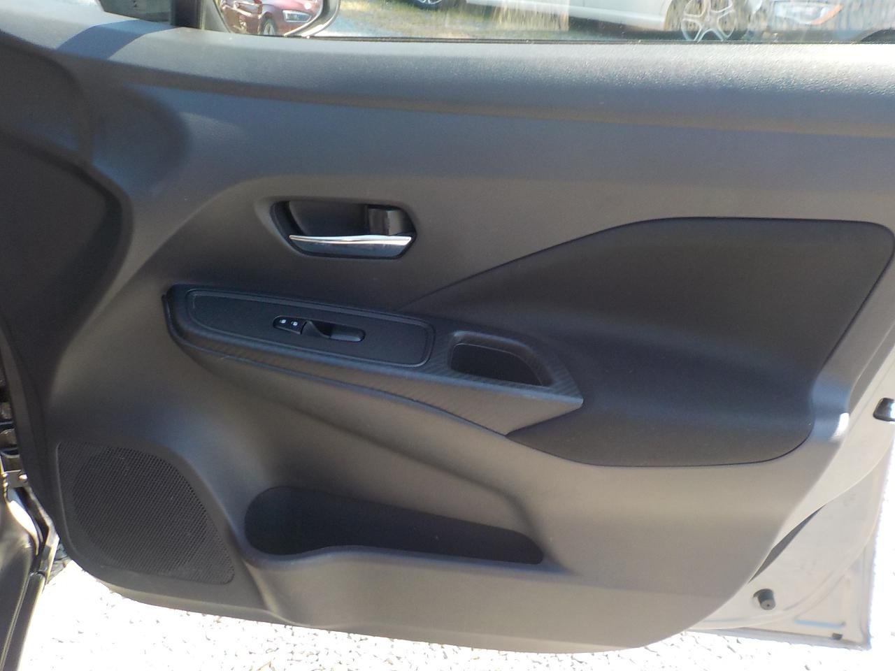 2021 Nissan Versa SV FWD