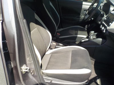 2021 Nissan Versa SV FWD