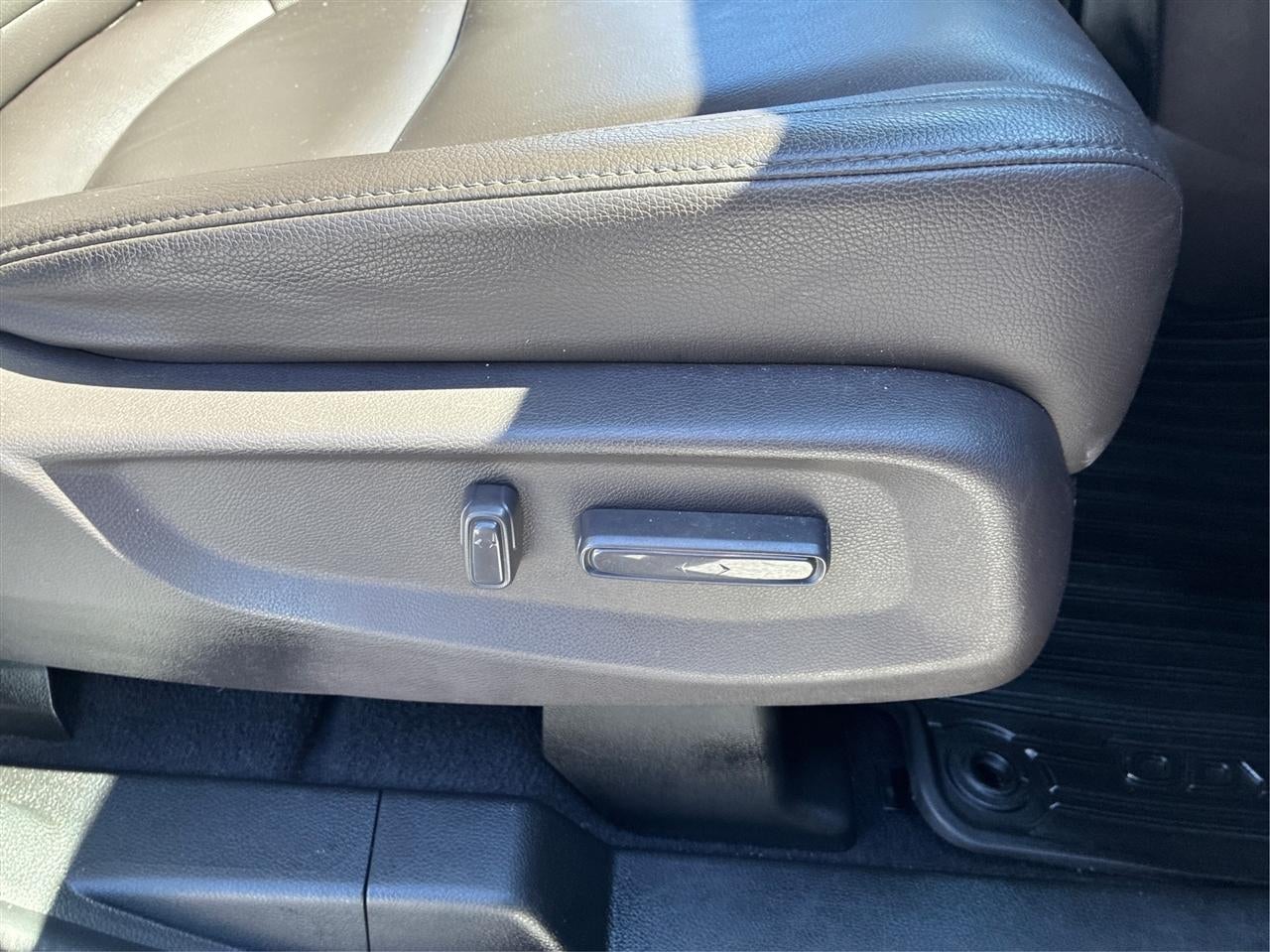 2019 Honda Odyssey EX-L AT with RES & NAVI