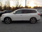 2016 Nissan Pathfinder Platinum 4D SUV 4X4