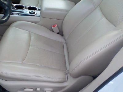 2016 Nissan Pathfinder Platinum 4D SUV 4X4