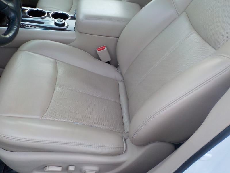 2016 Nissan Pathfinder Platinum 4D SUV 4X4