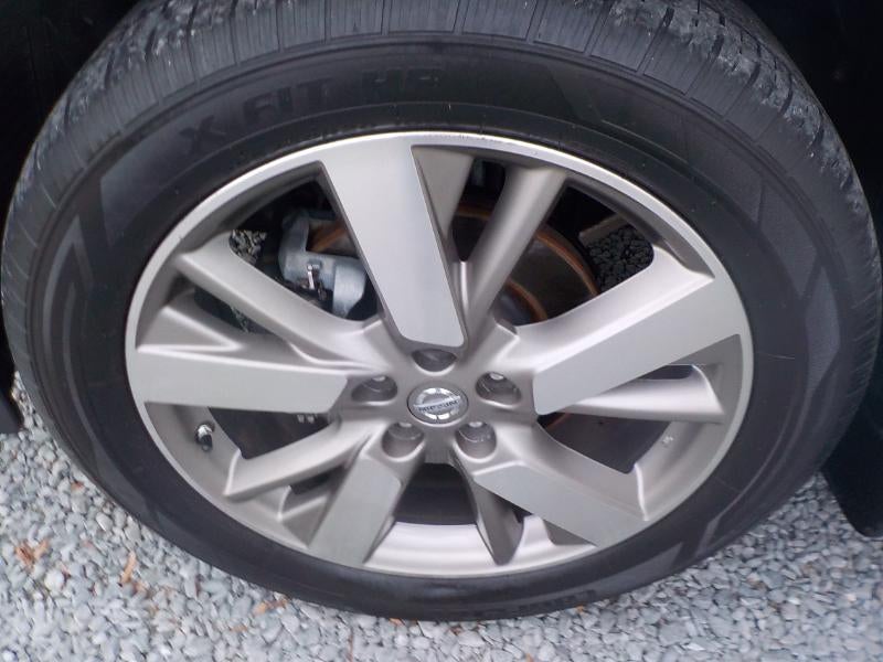 2016 Nissan Pathfinder Platinum 4D SUV 4X4