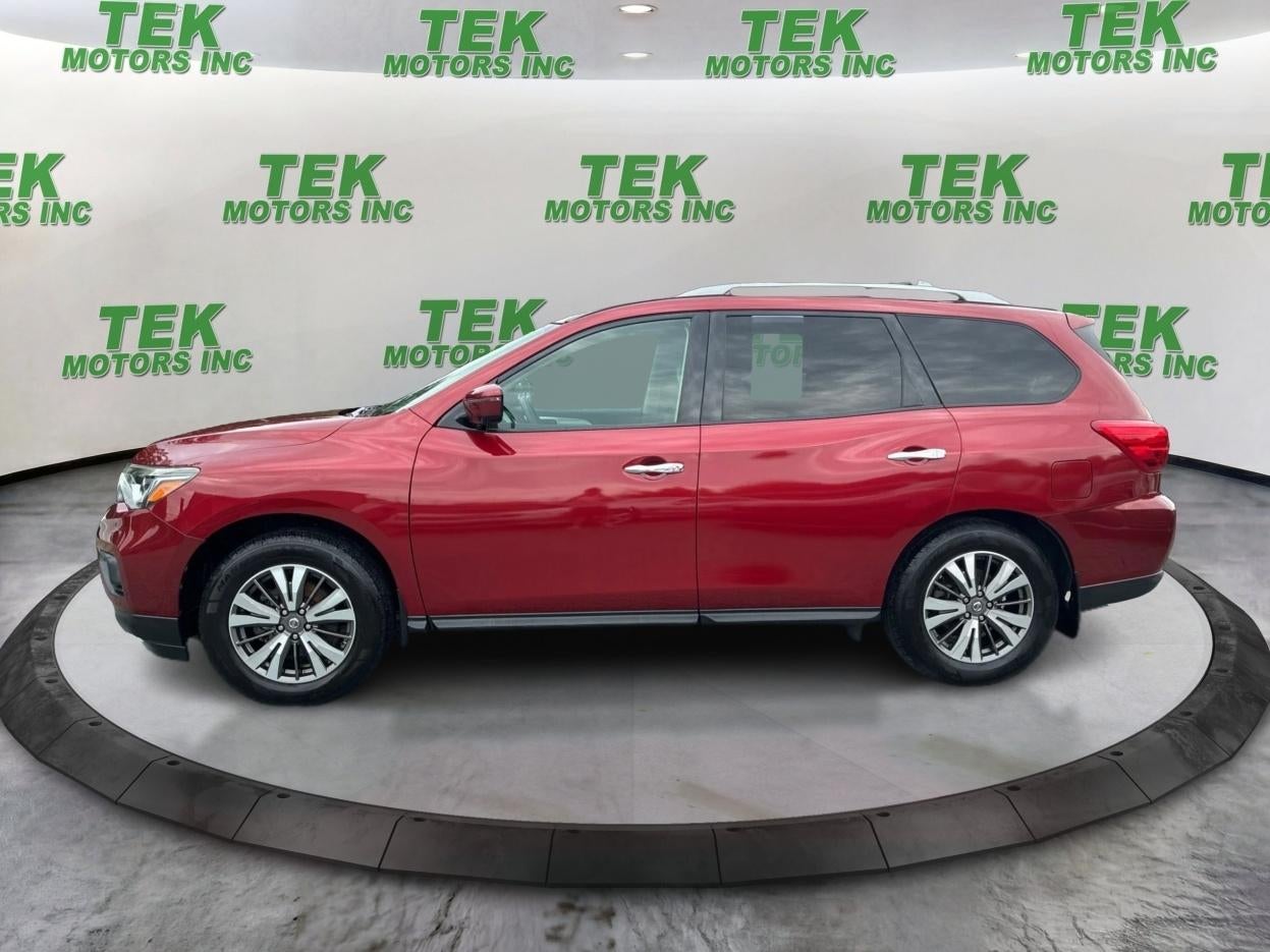 2017 Nissan Pathfinder Platinum 2WD