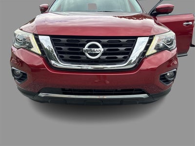 2017 Nissan Pathfinder Platinum 2WD
