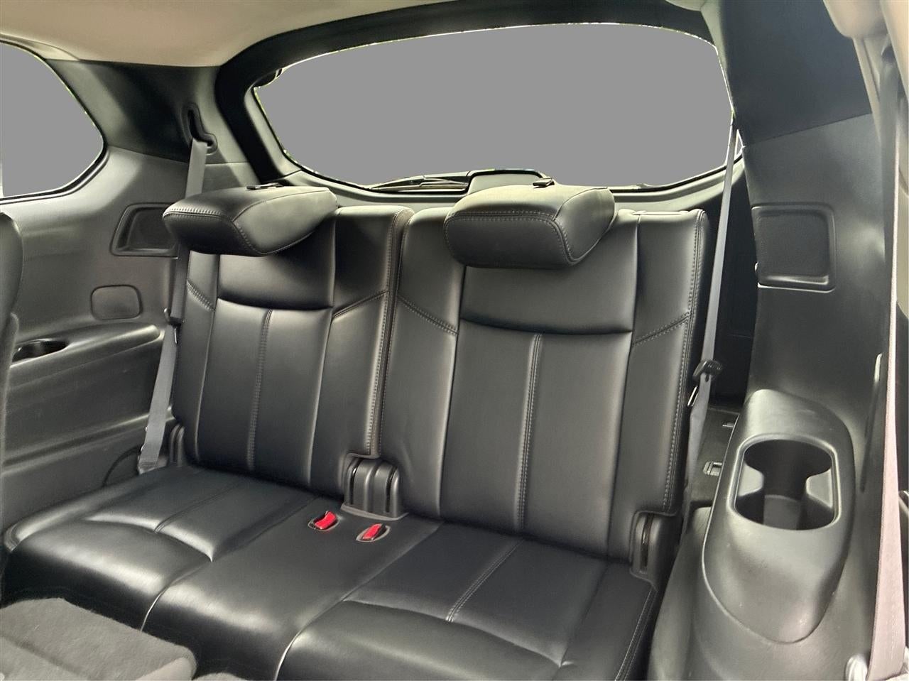 2017 Nissan Pathfinder Platinum 2WD