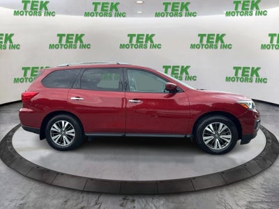 2017 Nissan Pathfinder Platinum 2WD