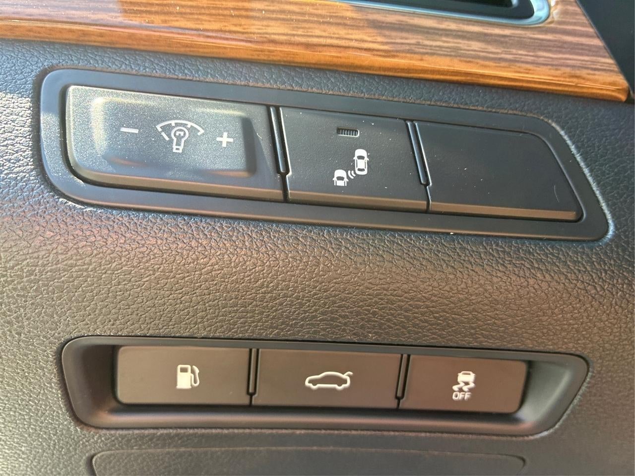 2015 Hyundai Sonata Limited 4D Sedan 2.4