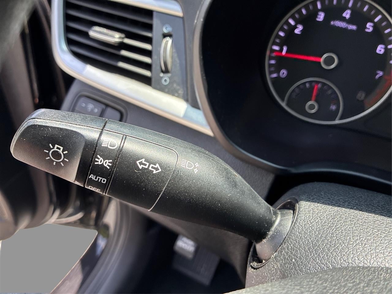 2020 Kia Optima LX Auto