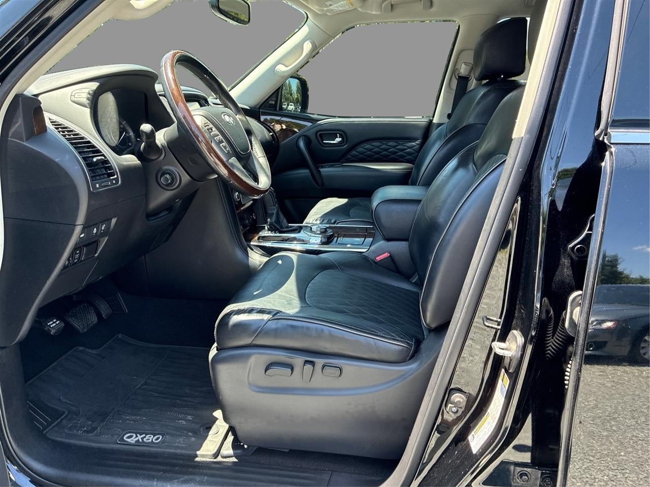 2019 INFINITI QX80 Limited Luxe 4WD