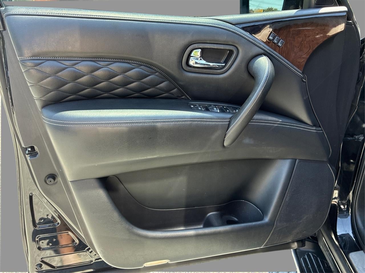2019 INFINITI QX80 Limited Luxe 4WD