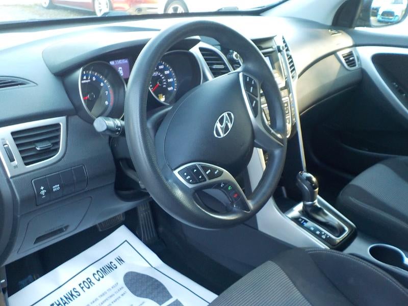 2016 Hyundai Elantra GT 2.0L 6A