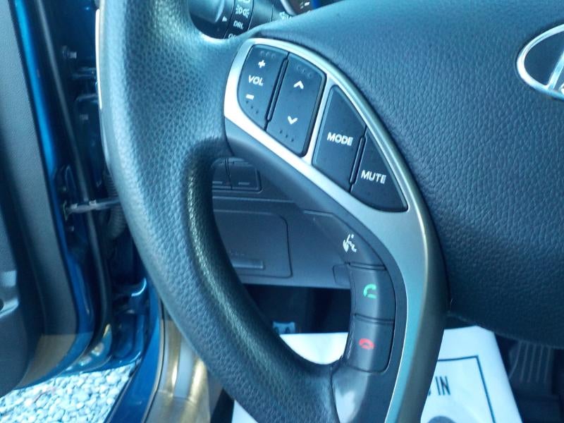 2016 Hyundai Elantra GT 2.0L 6A