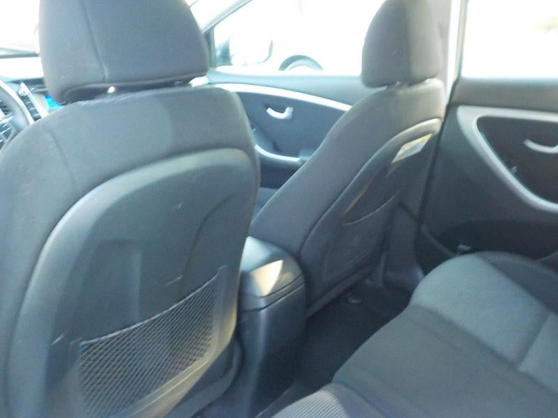 2016 Hyundai Elantra GT 2.0L 6A