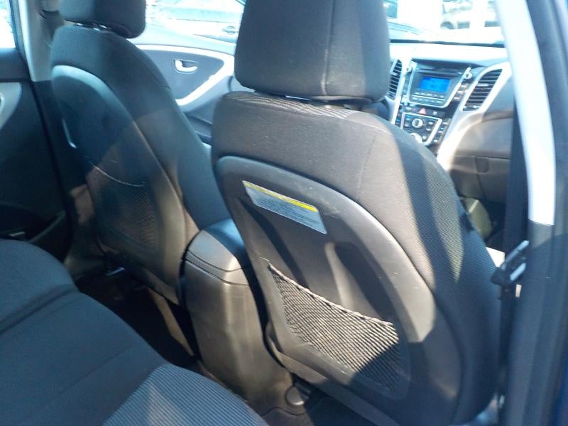 2016 Hyundai Elantra GT 2.0L 6A