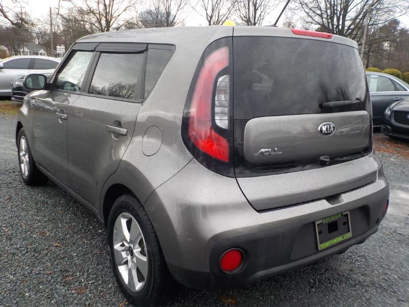 2018 Kia Soul + Auto