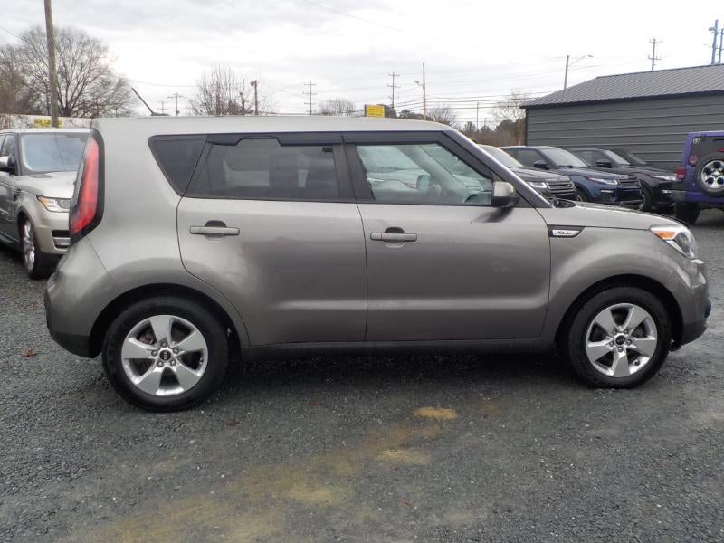 2018 Kia Soul + Auto