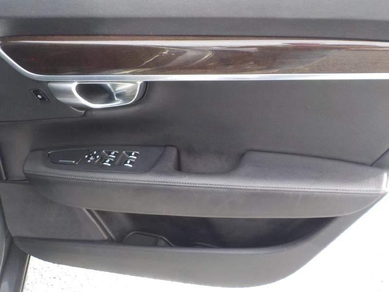 2018 Volvo S90 T5 FWD Momentum