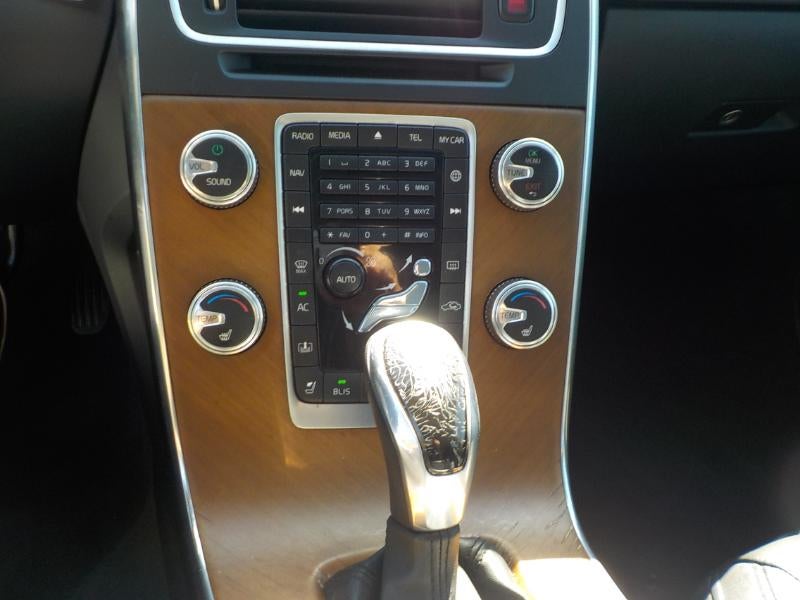 2016 Volvo S60 T5 Drive-E Inscription Platinum FWD