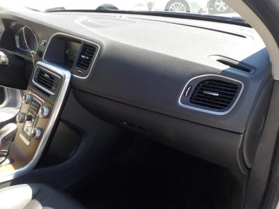 2016 Volvo S60 T5 Drive-E Inscription Platinum FWD